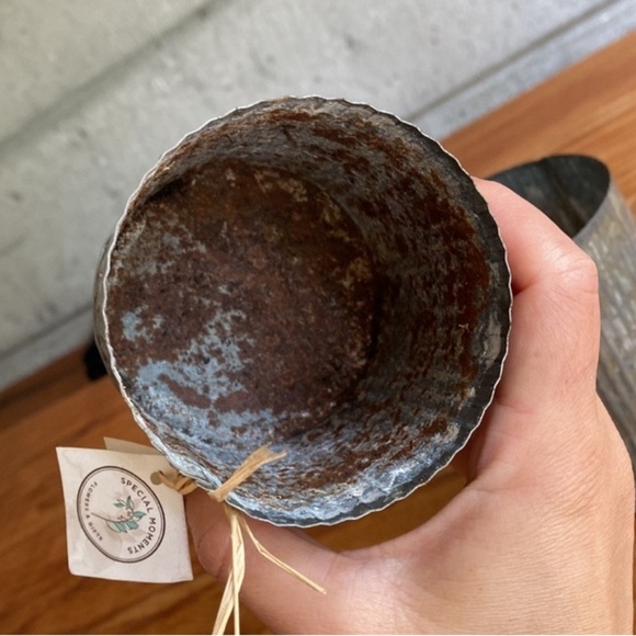 3x Rustic Metal Planters - Picture 4 of 12